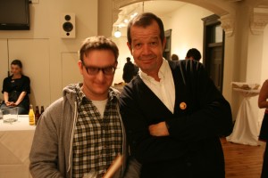 Pete and Darwyn Cooke chilling with each other. Pete's nodding his head so fast in agreement that his head became a blur and had nothing to do with David's photography skills.