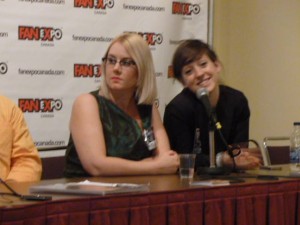 Hope Nicholson (left) and Rachel Richey (right) on the Comic Whites Panel at Fan Expo